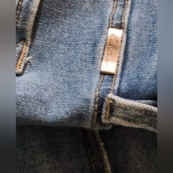 Women’s bootcut KANCAN jeans - size 2x- medium wash distressed jeans - Picture 3 of 4